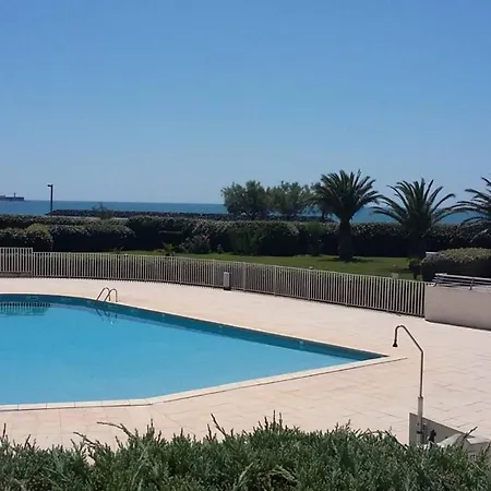 3 Pieces Avec Grande Terrasse Vue Rochelongue Cap D'agde アグド